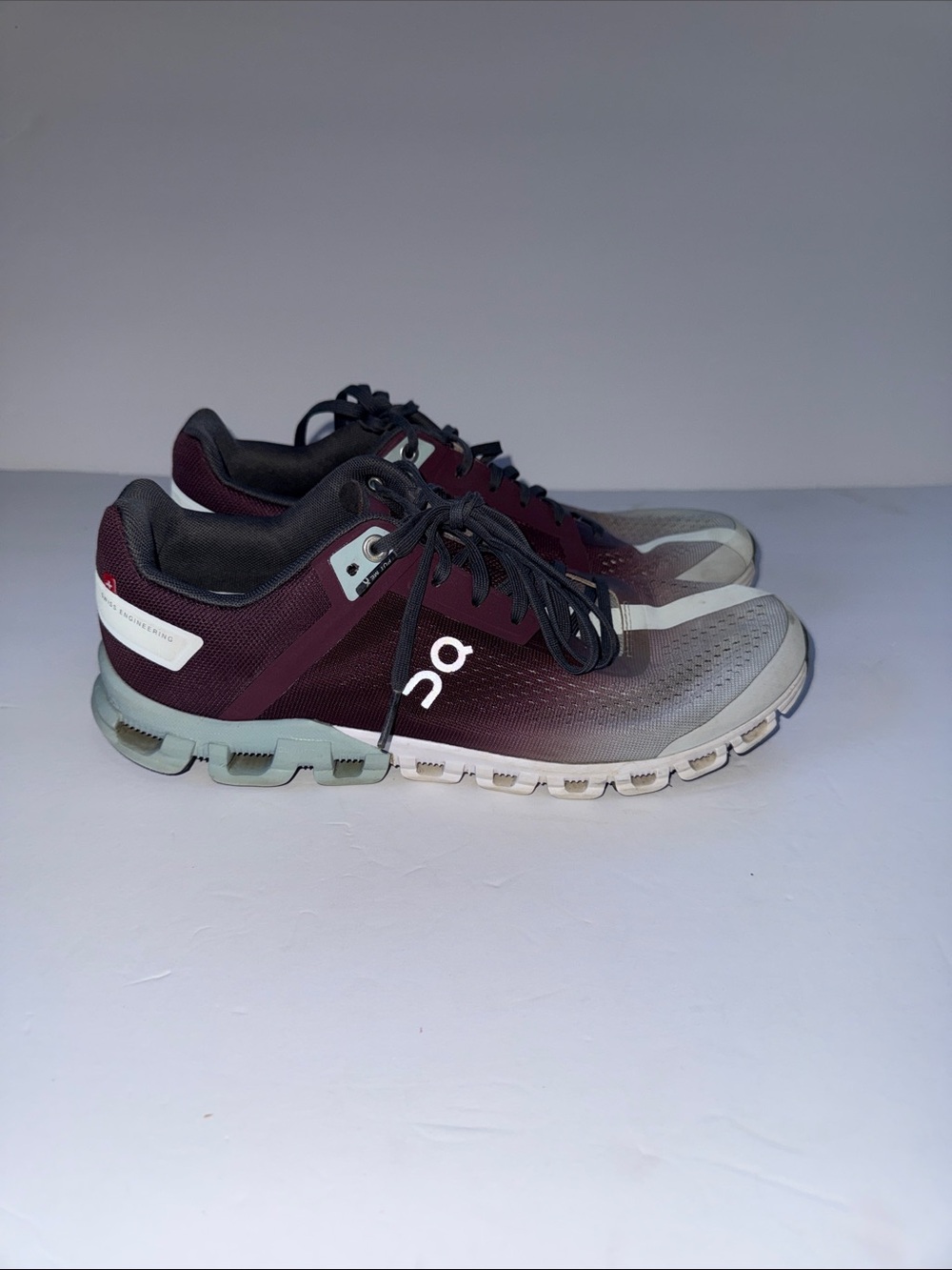 On Running Women's Gradient Burgundy and Gray Cloud Sneakers